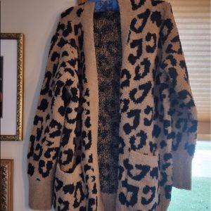 Barefoot Dreams Leopard Duster Sz Med MINT CONDITION!